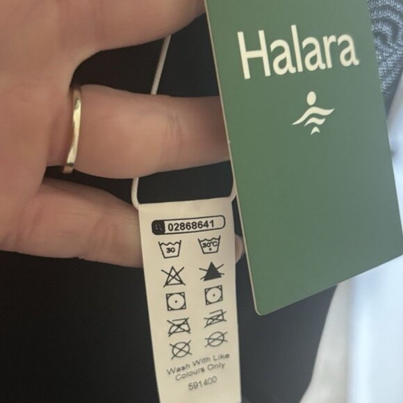 Halara Mesh Round Neck Running Tank Top NWT Size Large - Picture 10 of 11